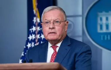 Україна готова заморозити війну: в США озвучили план відведення військ