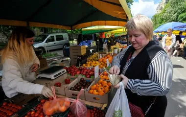 Новий сезон: чого чекати від цін на овочі та фрукти у 2025 році