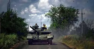 Просування ворога на Харківщині: хто понесе відповідальність