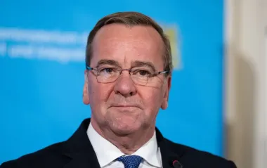 Пісторіус домагається різкого збільшення витрат на оборону. Reuters дізналося деталі