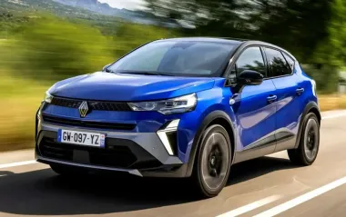 Кроссоверы Renault Captur и Symbioz получили гибридную силовую установку нового поколения