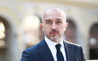 Украина может перейти от доллара на евро как "основную" валюту: Нацбанк объяснил причину