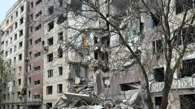 Enemy drops air bomb on high-rise building in Kostiantynivka: at least 12 civilians injured