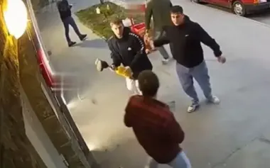 In St. Petersburg, one-legged "veteran of SMO" beat store employee with his prosthetic leg after failed attempt to steal can of beer. VIDEO