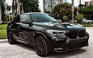У семьи экс-главы Харьковского ТЦК могут конфисковать элитные автомобили