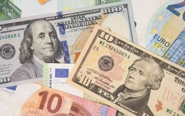 Долар трохи знизився: свіжі курси в обмінниках