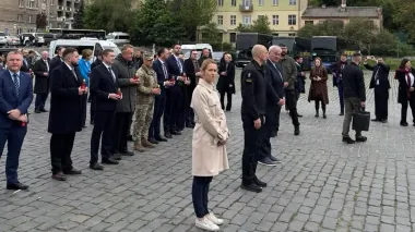 Керівники МЗС держав Європи вшанували полеглих українських воїнів у Львові