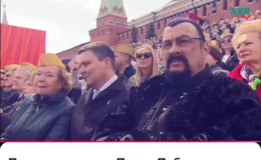 Стивен Сигал и Эмир Кустурица посетили парад в Москве
