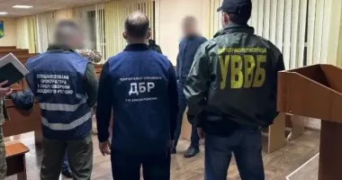 На Хмельниччині проректор Національної академії Державної прикордонної служби України зловживав службовим становищем та привласнив майно