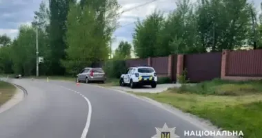 На Киевщине мотоциклист врезался в электроопору: полиция расследует ДТП
