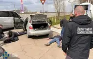 Затримано 13 організаторів схем для ухилянтів