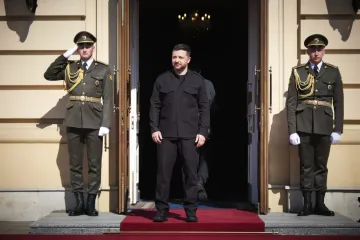 Зеленский готов к прямым переговорам с Россией после прекращения огня, — Axios