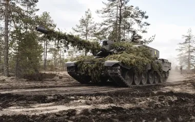 "Зброя в стилі ІКЕА": Британія надсилає Україні муляжі техніки для обману РФ