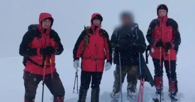 В Карпатах спасатели эвакуировали туриста из Говерлы
