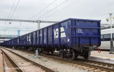 В Донецкой области РФ атаковала железную дорогу: ранен машинист поезда