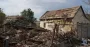 Россияне обстреляли поселок под Херсоном: под завалами дома оказалась 10-летняя девочка