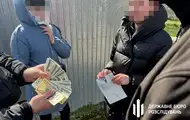 Прикордонниця організувала схему виїзду ухилянтів до Молдови
