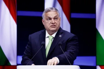 Орбан заявил, что принять Украину в ЕС равноценно "принять войну": подробности
