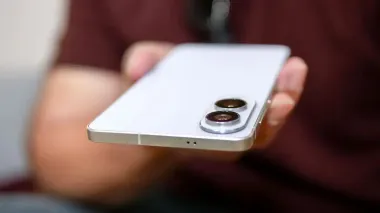 В новом Samsung Galaxy S25 Edge нашли два больших недостатка: о чем речь (фото)