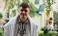 Анатолій Анатоліч під під час війни виїхав закордон