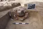 Им тысячи лет: археологи раскопали погребальные урны бронзового века в неповрежденном состоянии (фото)