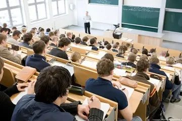 Студентов старше 25 лет отчислят после весенней сессии: как МОН "охотится" на уклонистов