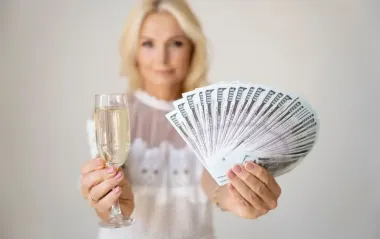 Гроші, цілі, кар'єра: 4 знаки Зодіаку йдуть до фінансового процвітання після випробувань