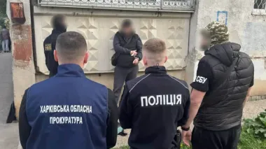 Викрили ділка, який обіцяв "бронь" в ДСНС від призову
