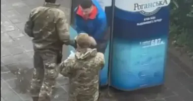 Побиття вчителя співробітником ТЦК у Харкові розслідують як "хуліганство"