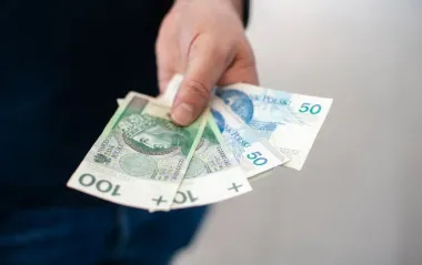 Злотий подешевшав до гривні