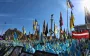 У Києві жінка пошкодила фото загиблих захисників на Алеї Героїв, її затримали