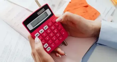 В Украине подорожали коммунальные услуги: сколько теперь нужно платить за свет и воду