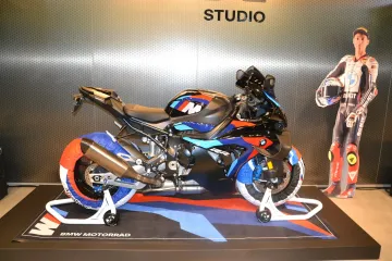 Чемпионский байк: в Украине появился самый экстремальный и быстрый мотоцикл BMW (фото)