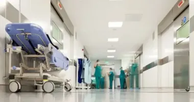 Уряд виділив близько 380 млн грн виділено на відбудову та капітальний ремонт медзакладів у Запоріжжі та Харкові
