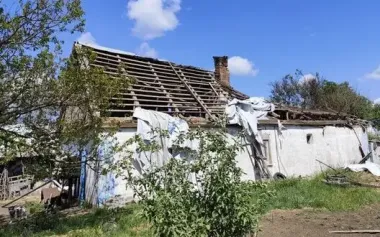 Enemy continues to strike at energy facilities in Zaporizhzhia: almost 6,000 people are without electricity. Fifteen settlements in region came under fire during day. PHOTOS