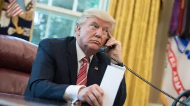 Trump to hold phone calls with Putin and Zelenskyy on Monday