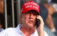 Трамп анонсировал переговоры с Зеленским и Путиным