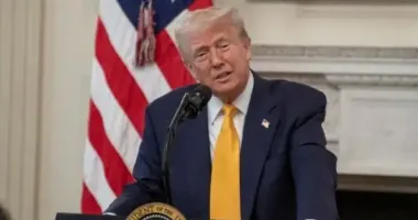 Трамп планирует поговорить с Путиным и Зеленским