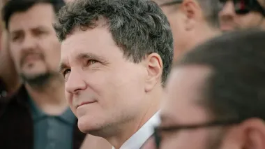 Экзит-полы в Румынии прогнозируют победу проевропейского кандидата, все решат голоса диаспоры