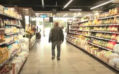 Гречка, макарони, борошно та цукор: супермаркети оновили цінники на базових продуктах