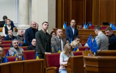 Большинство населения негативно воспринимают глав военных администраций на местах, - соцопрос