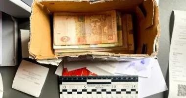 В Ровно юноша обокрал музыкальный магазин, чтобы погасить кредит