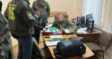 У Києві затримали Голову гарнізонної ВЛК, який торгував фіктивними документами