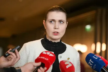 "Заезженная пластинка". В Литве высмеяли переговоры Трампа и Путина
