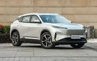 Peugeot-Citroen випустила наддешевий електричний кросовер у Китаї