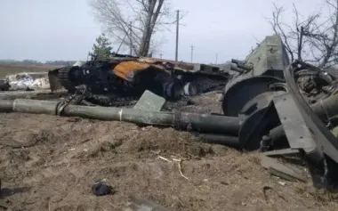 Total combat losses of Russian Federation since start of war are approximately 976,780 people (+980 per day), 10,835 tanks, 28,090 artillery systems, and 22,569 armoured combat vehicles. INFOGRAPHICS