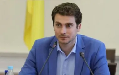 Першими по статті за дискредитацію ЗСУ мають йти керівник КМВА та депутати-втікачі, - Білоцерковець