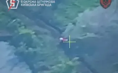 Soldiers of the 5th SAB destroyed several enemy vehicles and attacked Russian hideouts. VIDEO