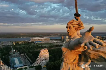 Тело ректора московского ВУЗа Чеснокова нашли в голове памятника "Родина-мать" (фото)