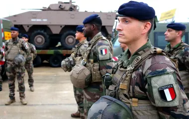 Після трагедії у США: Франція залучає військових до захисту єврейської громади